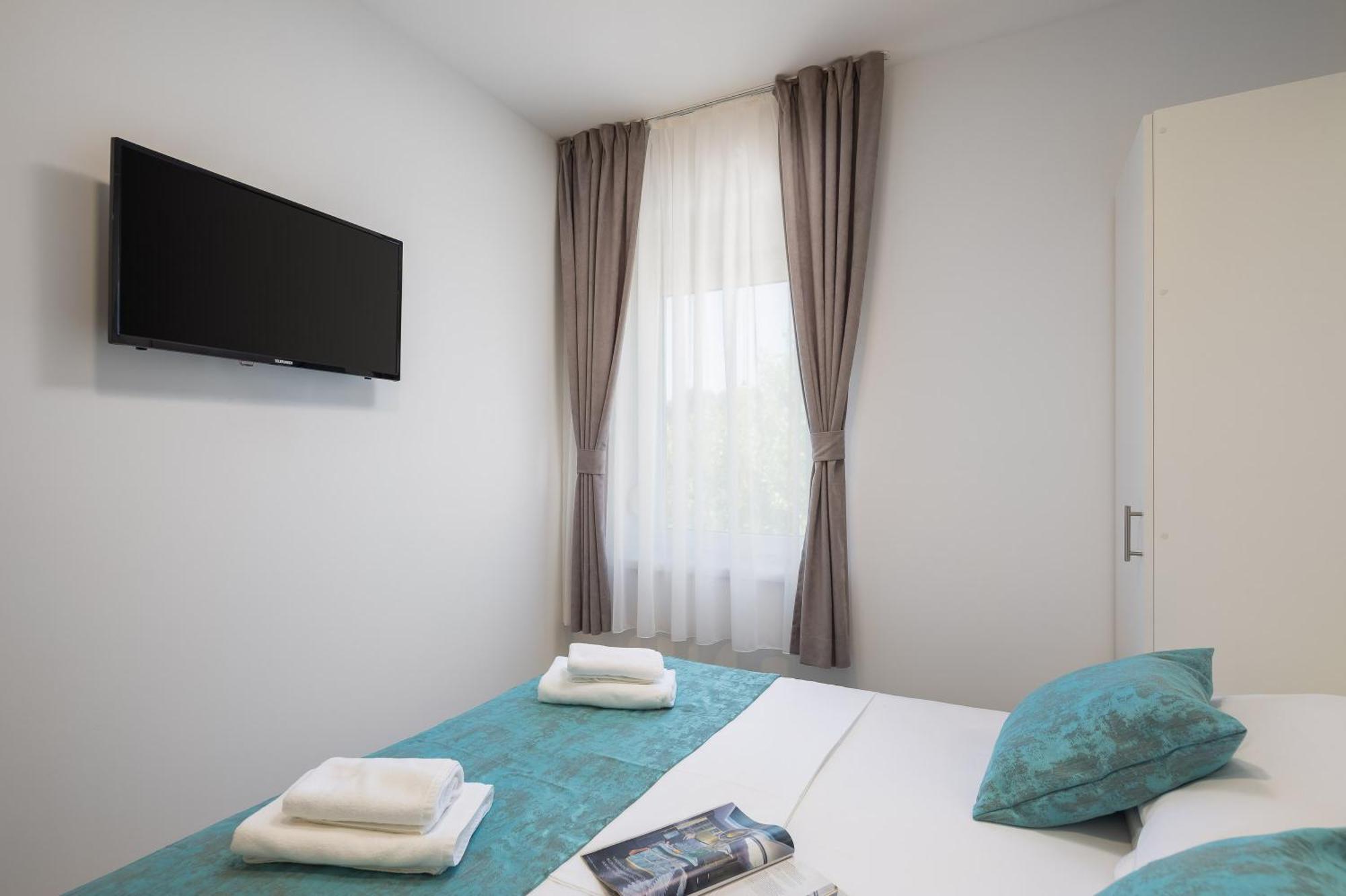 Beachfront Apartments Providenca With Free Parking マカルスカ エクステリア 写真